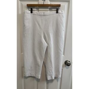 Alfred Dunner Size 16 White Textured Capri Pants Elastic Waist Pockets Preowned